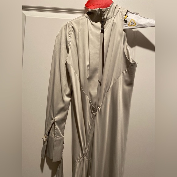 Long dress - Picture 3 of 4